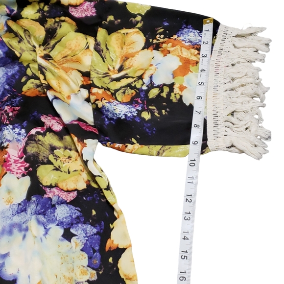 Gimmick by BKE Floral Boho Poncho Open Front Whimsigoth Sz XS - Picture 11 of 12
